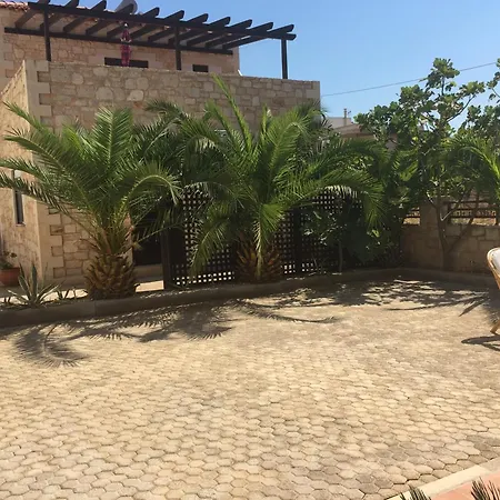 Charming House In With Mountain View Херсонісос