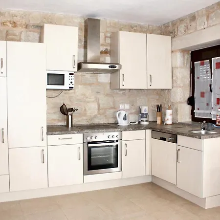Holiday home Charming House In With Mountain View *