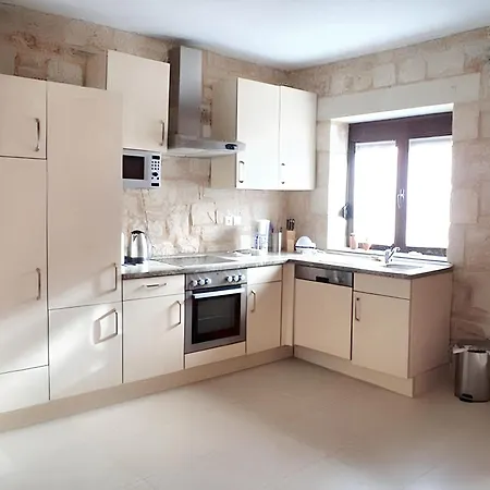 Charming House In With Mountain View Holiday home Hersonissos (Crete)