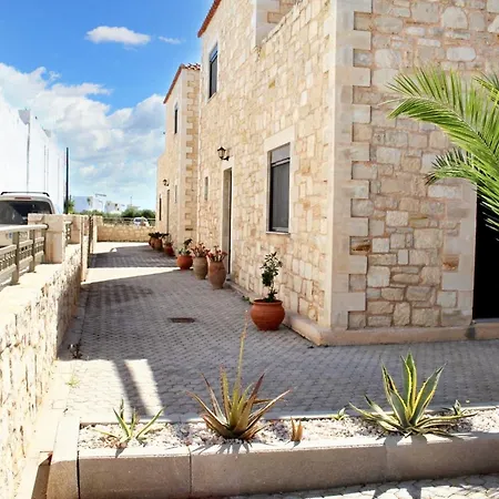 Charming House In With Mountain View Holiday home