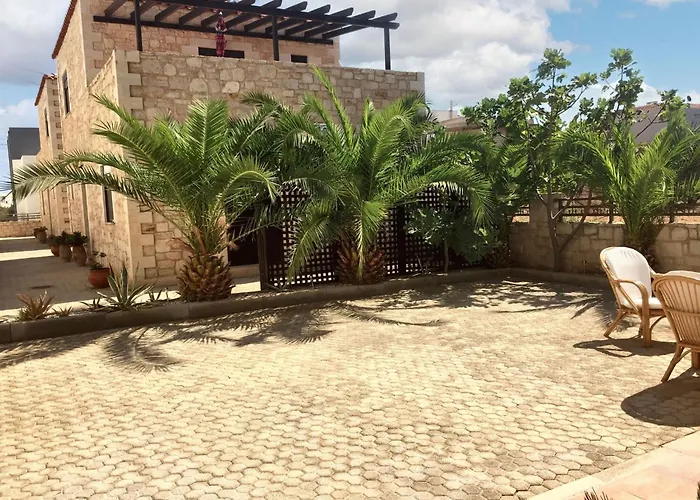 Σπίτι διακοπών Charming House In With Mountain View *