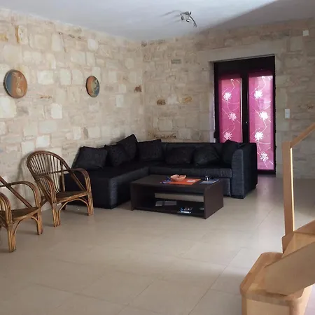 Σπίτι διακοπών Charming House In With Mountain View