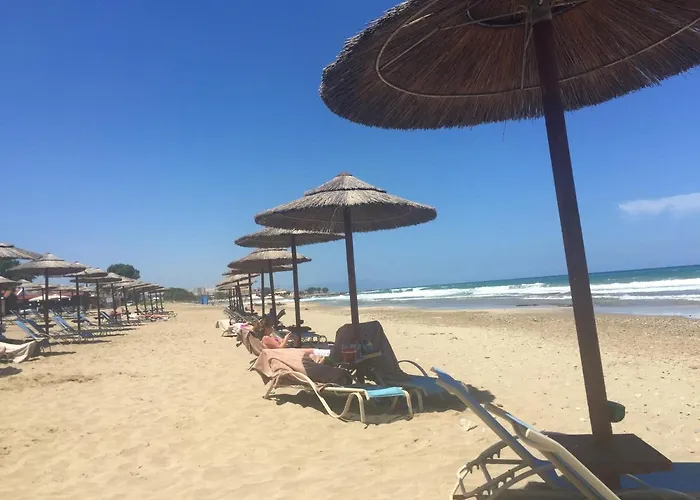 Charming House In With Mountain View بيت للعطل