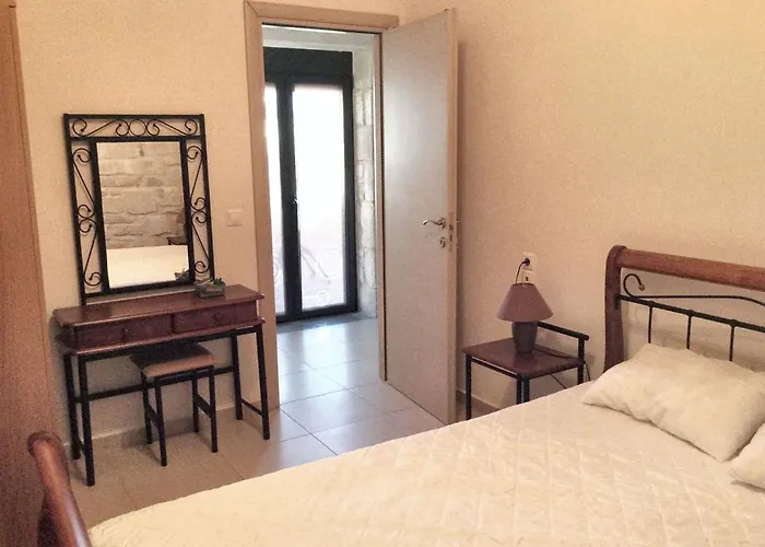 Charming House In With Mountain View بيت للعطل